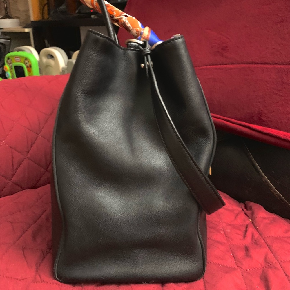 💯 Authentic Fendi 2jours Saffiani Large 2-Way Bag - Picture 5 of 17